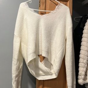 Really cute white sweater new from Windsor